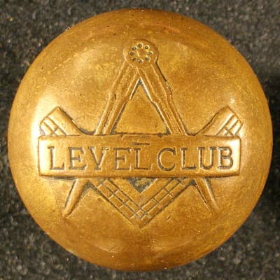 Level Club